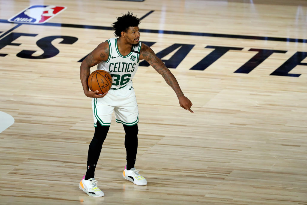 Marcus Smart, multado con 5.000 dólares por 'flopping'