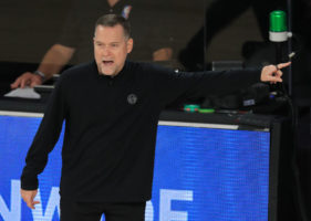 Mike Malone, cansado de que se trate a los Nuggets como a un equipo pequeño