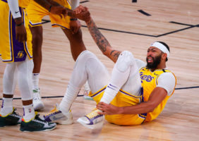 Anthony Davis, duda para el quinto partido ante Denver
