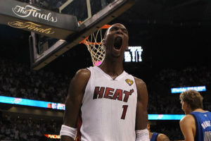 Bosh recuerda las Finales de 2011: "Fue vergonzoso"