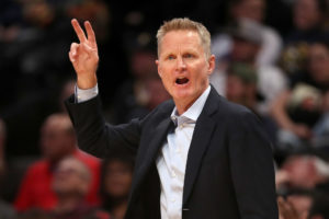 Steve Kerr afirma que los 'nuevos' Warriors no harán 70 'pick-and-roll' por partido como Houston