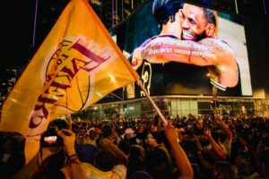 Gloria y tragedia: un relato de los Lakers campeones de 2020
