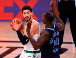 Enes Kanter probará suerte en la agencia libre