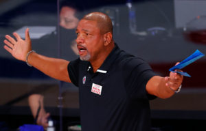 Los 76ers entrevistan a Doc Rivers para el puesto de entrenador