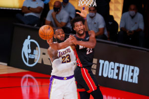 Numerosos jugadores se rinden ante la exhibición de Butler