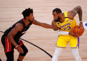 Los Lakers ponen el 3-1 y acarician el título