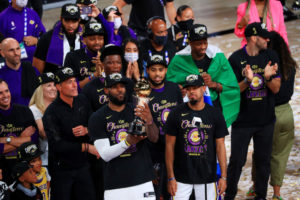 LeBron James gana su cuarto MVP de las Finales