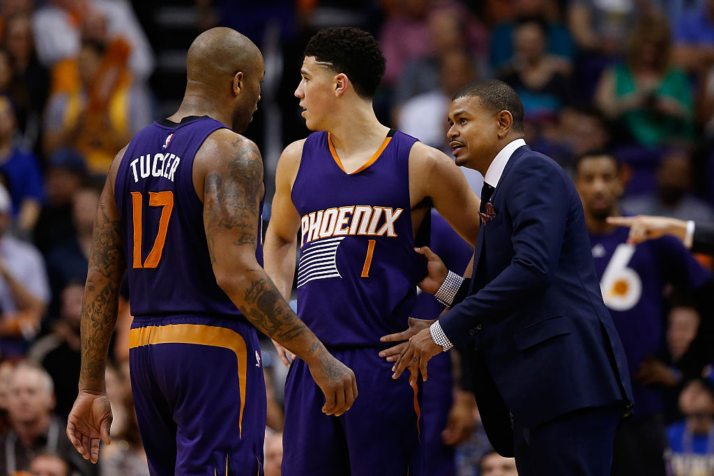 Earl Watson y su decisión en 2015 de poner a Booker titular: "Pensaban que estaba loco"
