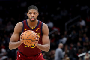 Los Cavaliers negocian sin éxito la renovación de Tristan Thompson