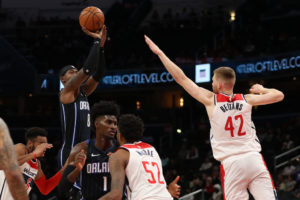 Davis Bertans podría salir de Washington mediante sign-and-trade
