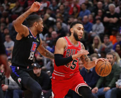 Denzel Valentine acepta la oferta cualificada y seguirá un año en Chicago