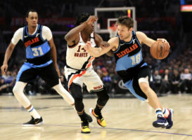 Un año más de Matthew Dellavedova en Cleveland