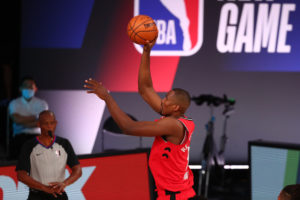 Serge Ibaka acuerda unirse a Los Angeles Clippers