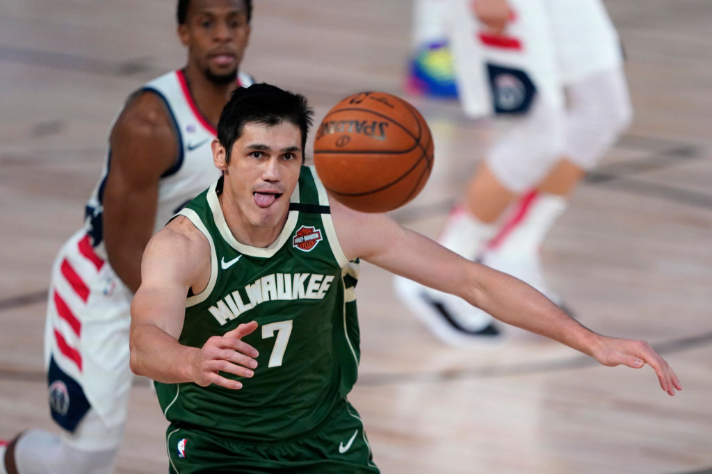 Los Bucks cortan a Ilyasova, que era parte del traspaso de Bogdanovic