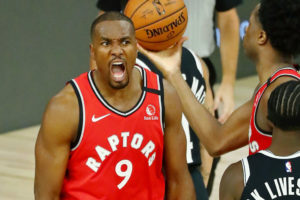 Serge Ibaka, posible objetivo de Lakers en la agencia libre