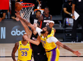 Kelly Olynyk ejerce su 'player option'