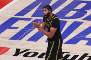 Anthony Davis, oficialmente agente libre a la espera de firmar con Lakers