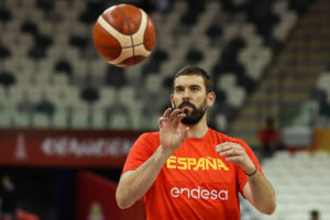 Marc Gasol juega sus primeros minutos con los Lakers