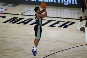 Yogi Ferrell se incorpora a los Utah Jazz