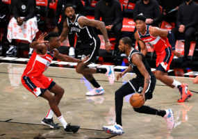 Kevin Durant regresa un año y medio después