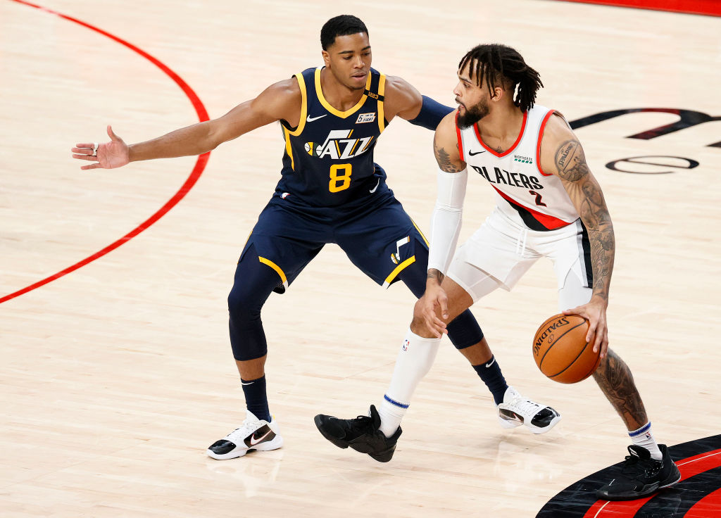 Los Jazz inciden en su defensa exterior