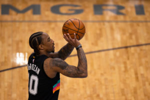 San Antonio pone fin a la racha victoriosa de Denver