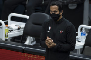 Erik Spoelstra: "Nuestros partidos también debieron ser aplazados"