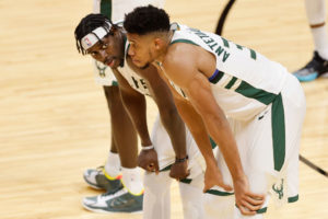 Giannis Antetokounmpo no atrasó su renovación para alejar la atención