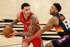 Los Pelicans reciben llamadas por Lonzo Ball y J.J. Redick