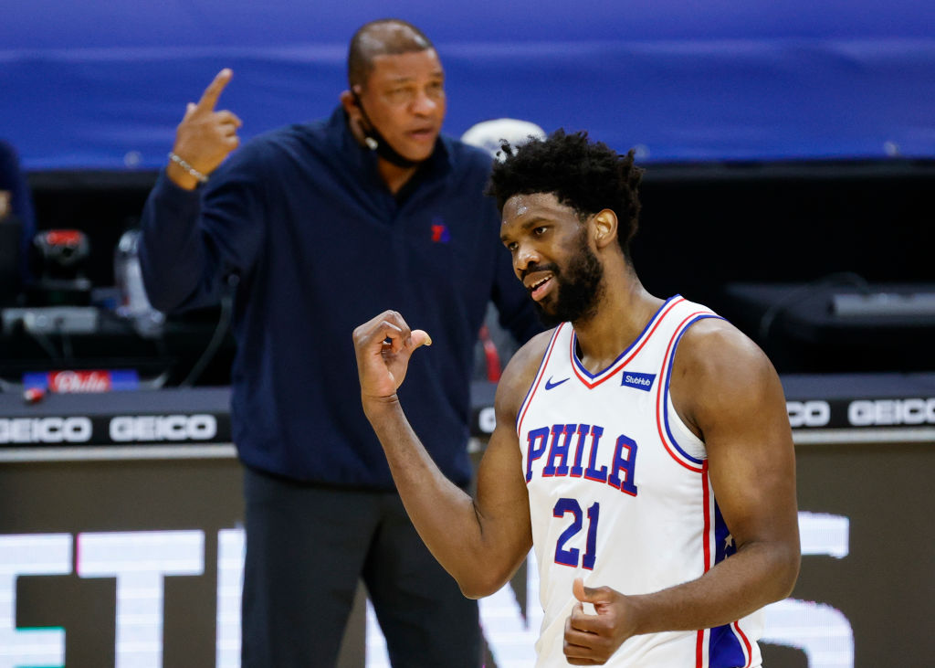 Philadelphia se coloca líder de la Conferencia Este
