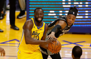 Los árbitros reconocen su error en la expulsión de Draymond Green