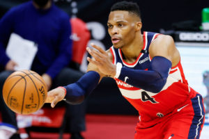 La lesión de Russell Westbrook es más grave de lo previsto