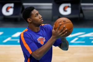 R.J. Barrett anota 28 puntos para sumar la tercera victoria consecutiva