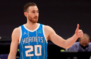 Tremendo Hayward: 39 puntos y canasta ganadora ante Orlando