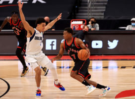Toronto frena a Doncic y logra su tercera victoria consecutiva