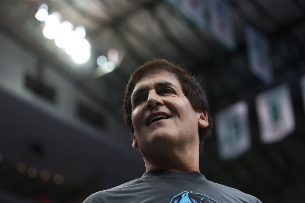 El himno de Estados Unidos no sonará en los partidos que los Mavericks jueguen como local