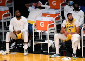 LeBron y Davis son duda para jugar esta noche ante Atlanta
