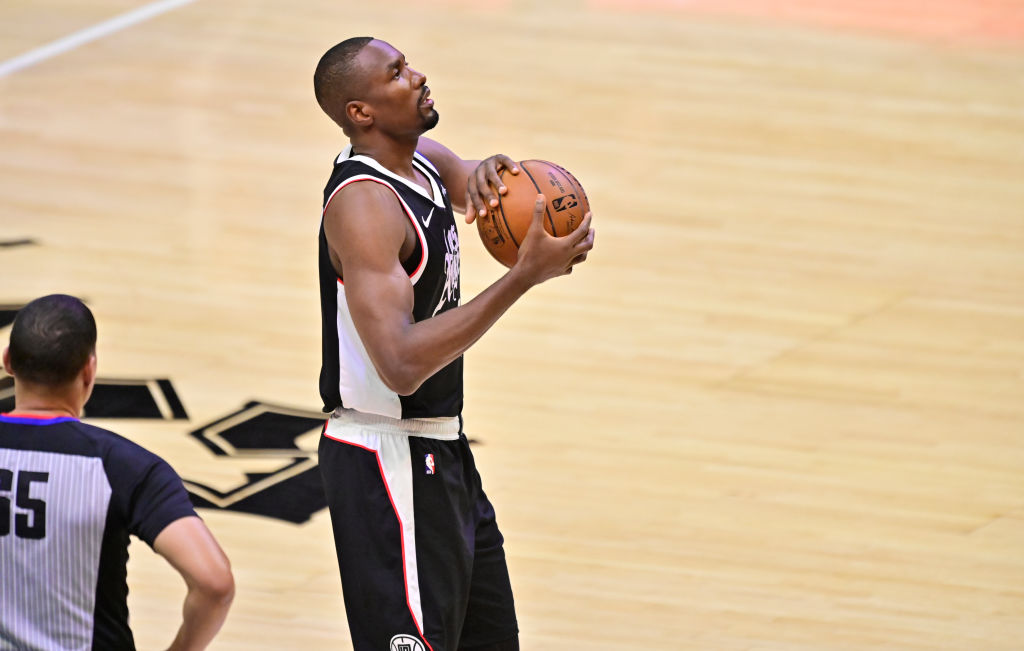 Los Clippers ganan a Cleveland sin Kawhi ni George
