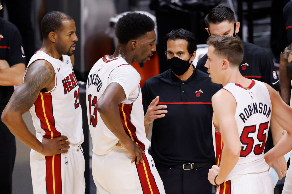 Miami gana y roza los puestos de playoffs