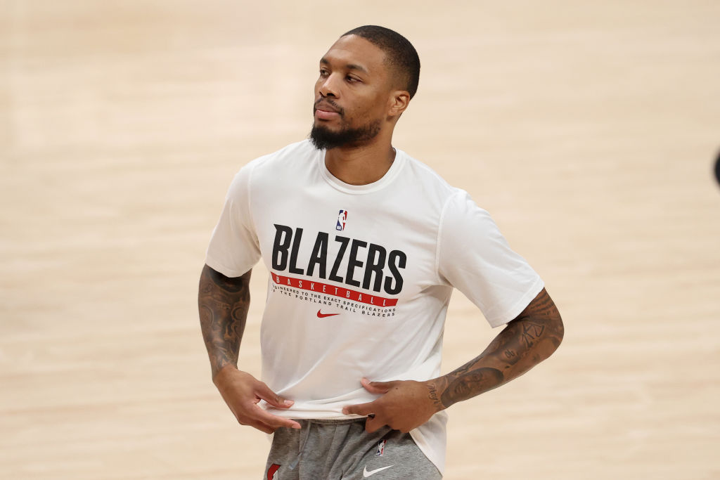 Damian Lillard acude al rescate con 12 puntos en los últimos 4 minutos