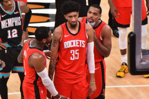 Los Rockets confirman el esguince de tobillo de Christian Wood