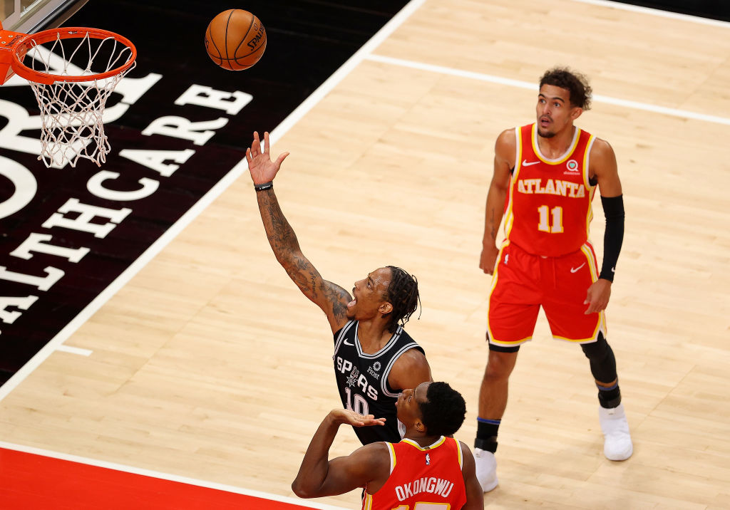 San Antonio mantiene su línea positiva arrollando a Atlanta