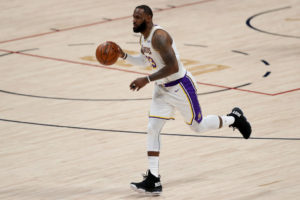 LeBron James insiste en que no necesita más descanso: "Estoy aquí para trabajar"