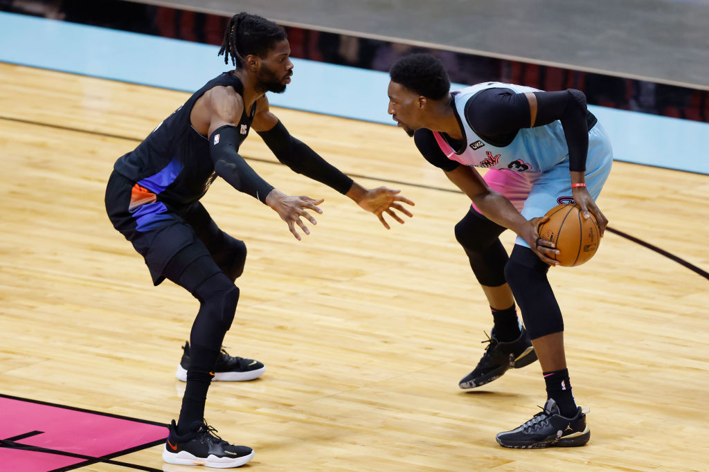 Bam Adebayo firma con Jordan Brand