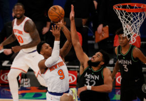 Los Knicks ganan a los Timberwolves y fuerzan el despido de Ryan Saunders