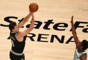 Danilo Gallinari y los Hawks agravan el presente de Boston