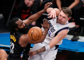 Dallas pone fin a la racha victoriosa de los Nets