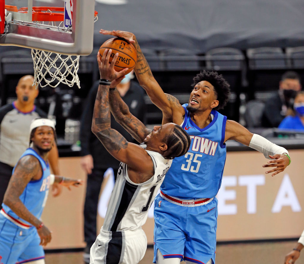 Christian Wood regresará ante los Golden State Warriors