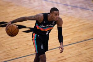 San Antonio vence cómodamente en su visita a Detroit