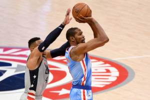Kevin Durant estará de baja una o dos semanas más